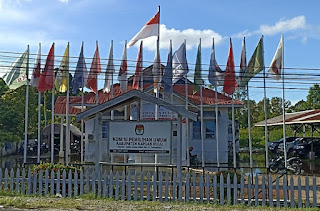 Kantor KPU Kabupaten Kapuas Hulu, Kalimantan Barat. (ANTARA/Teofilusianto Timotius)