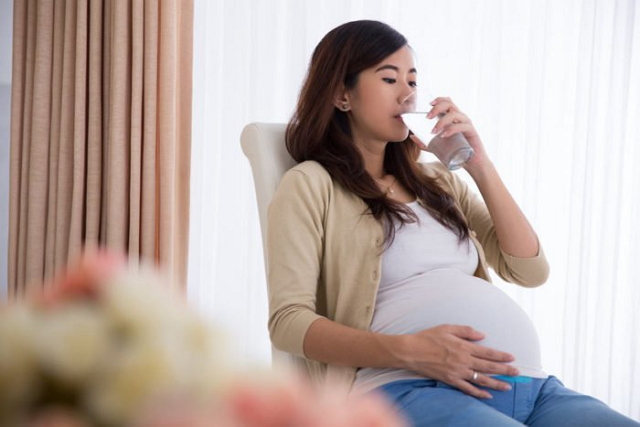 Asupan Air Mineral untuk Ibu Hamil