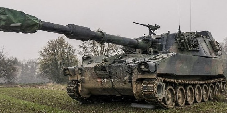 M109