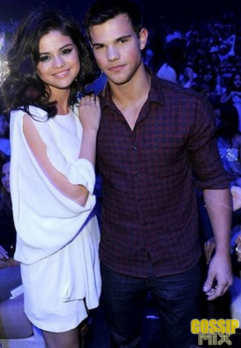 selena gomez taylor lautner hugging. Selena gomez says that she#39;s