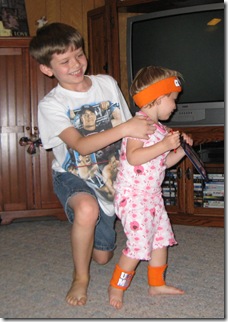 6.11.2010 Break Dancin' Kids (4)