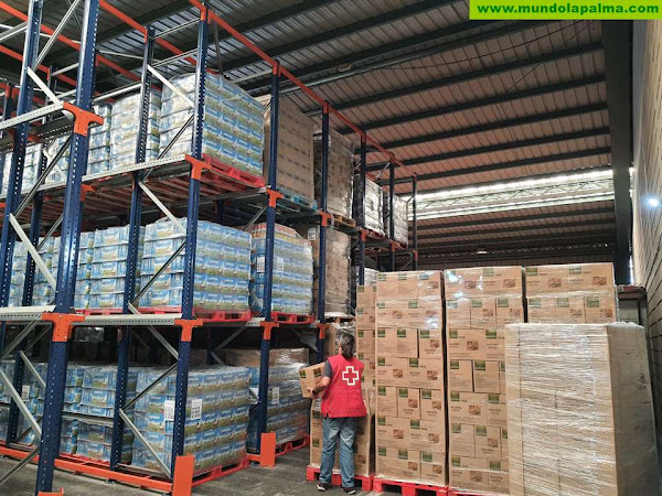 Cruz Roja en Canarias repartirá más de 420.000 kilos de alimentos a lo largo de la primera fase del programa FEAD 2023