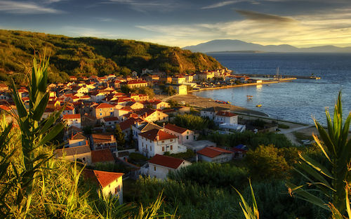 Ciudad de Susak, Croacia by Boris Frkovic