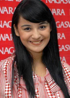 foto shireen sungkar