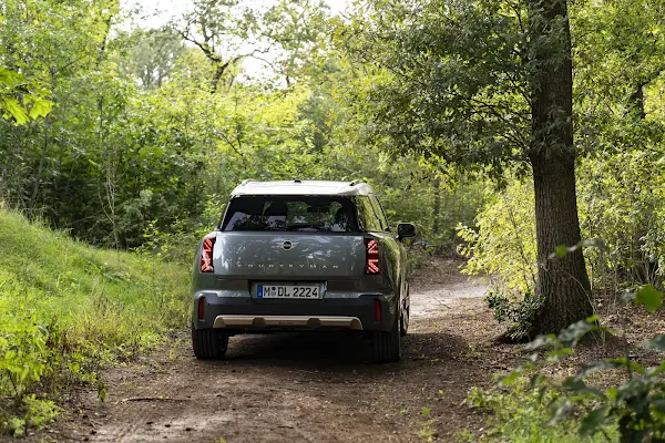 Novo MINI Countryman 2024 ganha versão híbrida leve