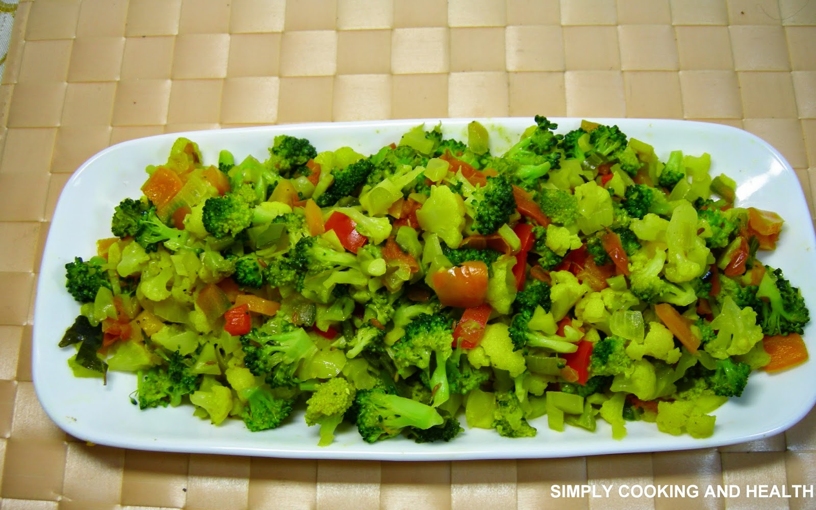 Cauliflower with broccoli stir-fry