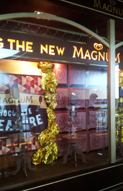 Magnum Cafe.,