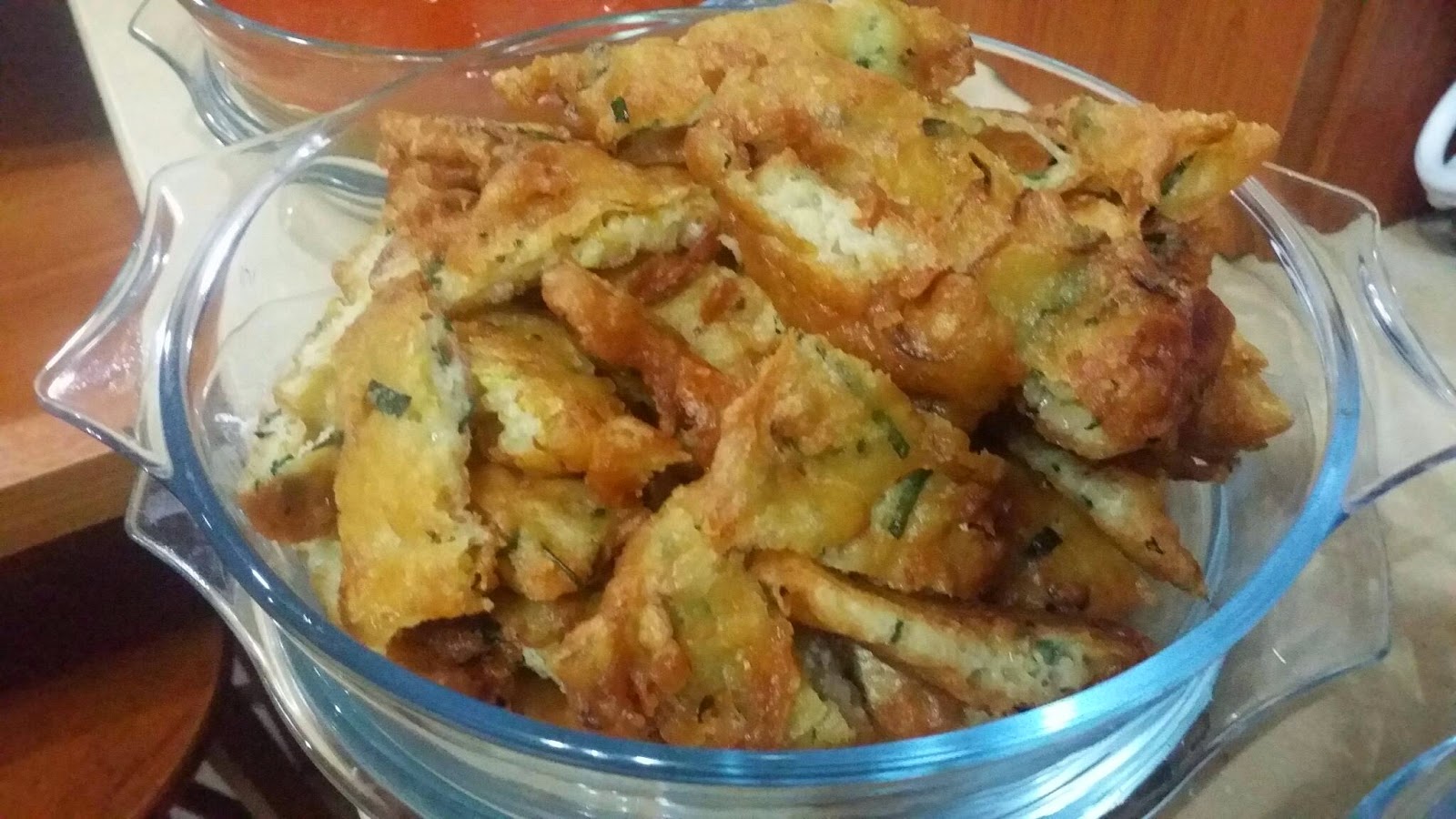 ZULFAZA LOVES COOKING: Cucur taugeh