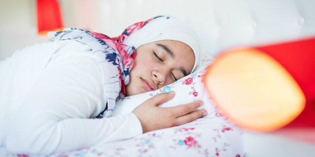 Adab Seorang Muslim Ketika Bangun Tidur