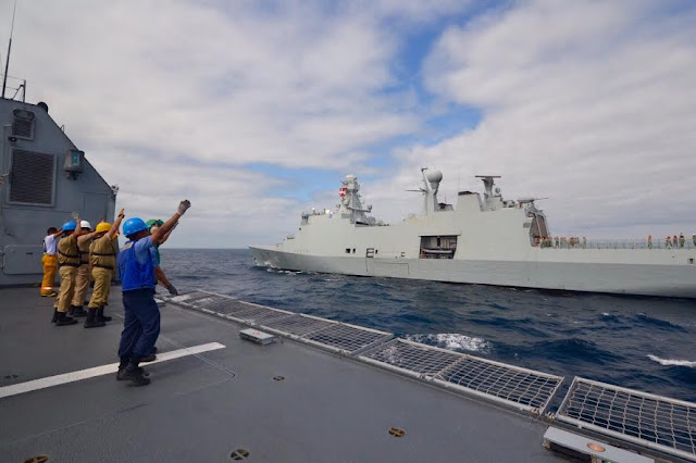 El Patrullero Oceánico ARC “7 de Agosto” de la Armada de Colombia realizó un encuentro en el mar con la Fragata HDMS “Absalon” de la Real Marina de Dinamarca, en el Océano Indico.