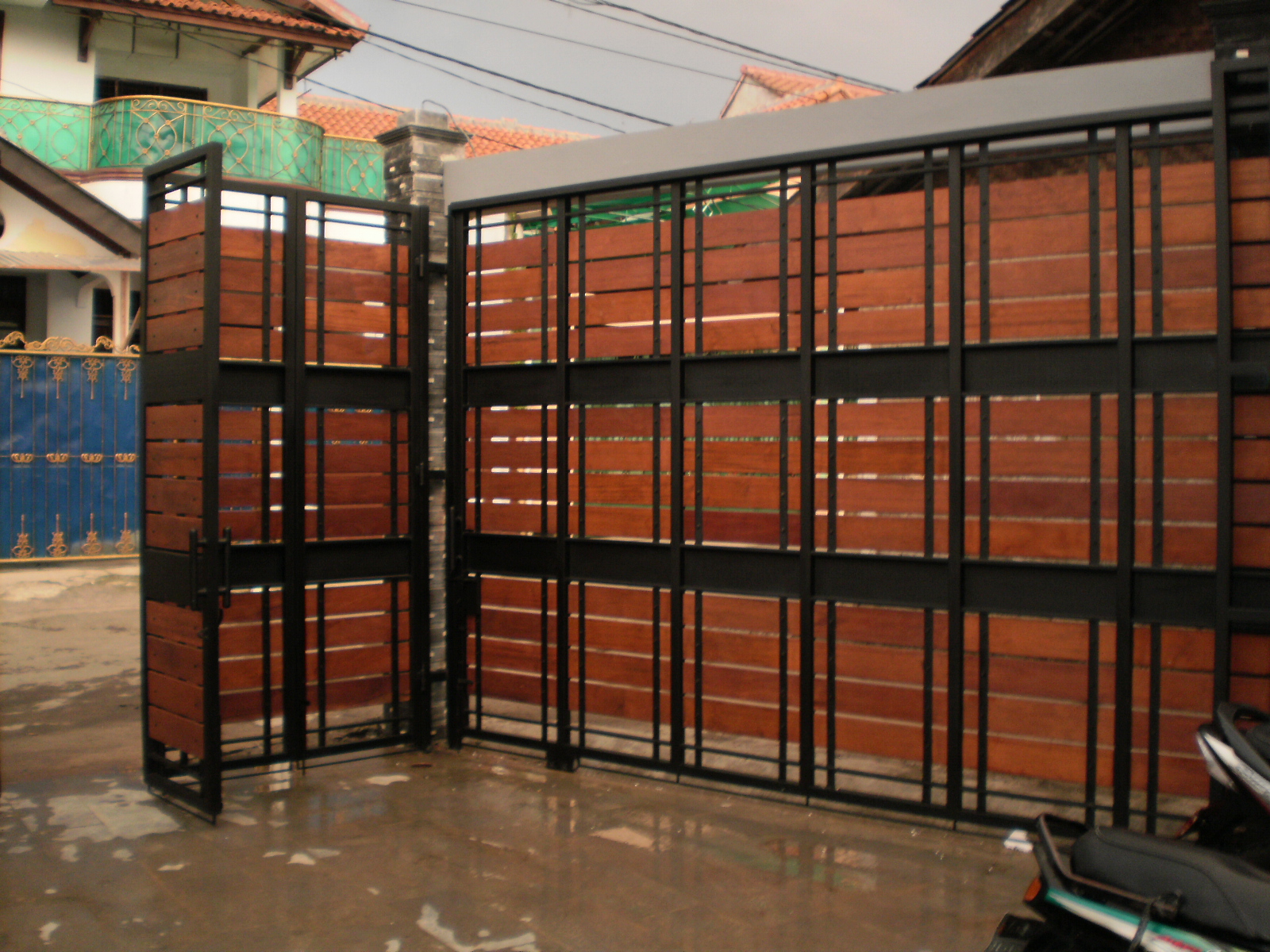 BENGKEL LAS ALKAHFI IRON WORK Pagar Rumah  Kombinasi 