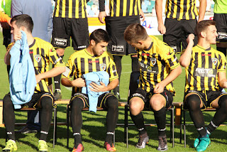 Fotografía oficial del Barakaldo y entrenamiento