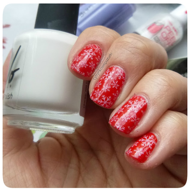 Sally Hansen 470 Red Eye i płytka B.10 Merry Christmas