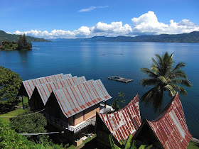 15 Danau Di Indonesia Sudah Kritis [ www.BlogApaAja.com ]