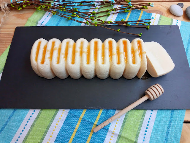 Flan de queso y miel sin horno Postre de verano sencillo y fresquito