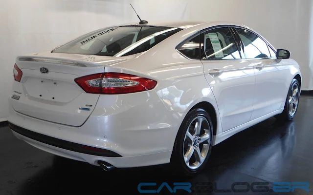 carro Fusion Ford