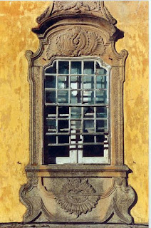 BUILDING / Hotel Casa Amarela ou Casa Magessi ou Casa de Philippe Orengo, Castelo de Vide, Portugal