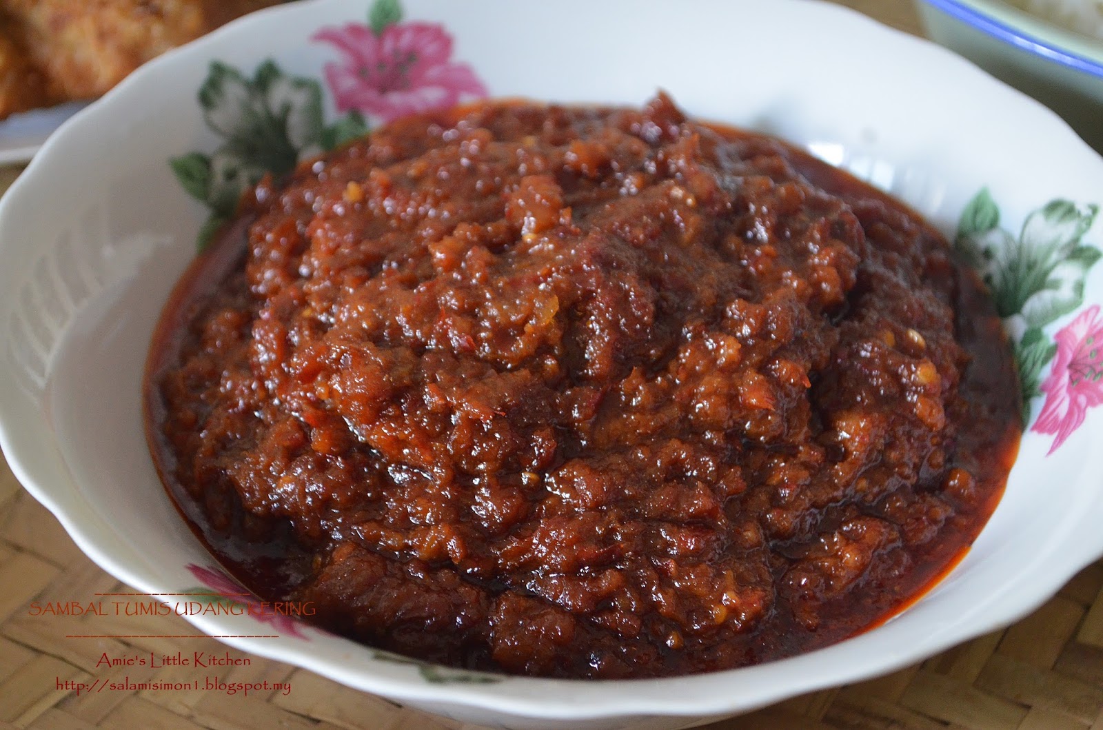 AMIE'S LITTLE KITCHEN: Sambal Tumis Udang Kering