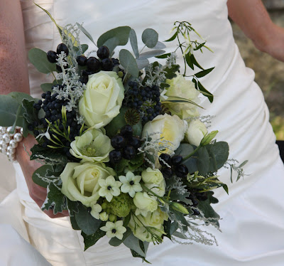 This Bridal Bouquet included lots of lovely Ivory Black Materials