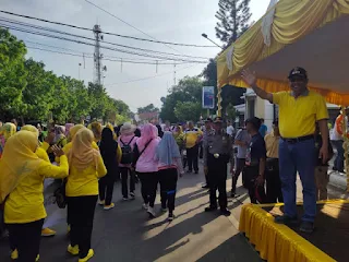 Jelang Peringatan Hari Ibu Ke 91 Ratusan Ibu-Ibu Ikuti Jalan Santai