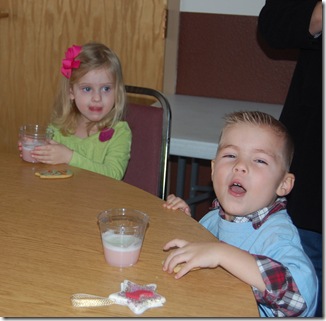 Owen's Pre-School Preformance 041