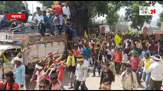 विश्व आदिवासी दिवस पर रैली निकली, समाज के वरिष्ठ और होनहार विद्यार्थियों का समान किया