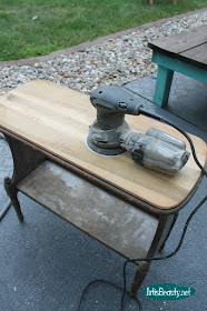 ROCKWELL RANDOM ORBITAL SANDER simple stencilled side table makeover paisley mint green deco art americana decor paint