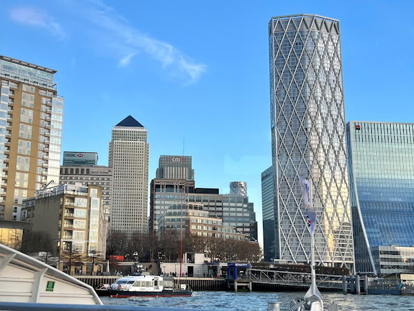 8 Best Insider Tips for Staying in Canary Wharf 