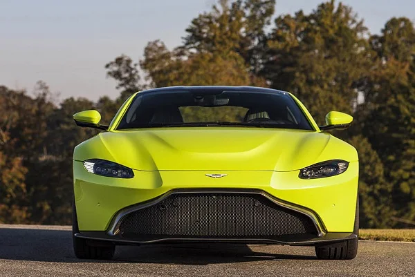 Aston Martin Vantage