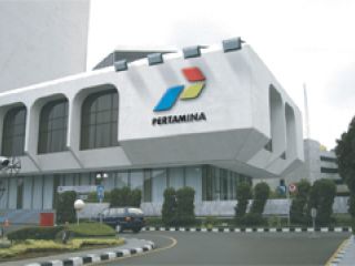 http://rekrutindo.blogspot.com/2012/06/pt-pertamina-persero-bumn-vacancy-june.html