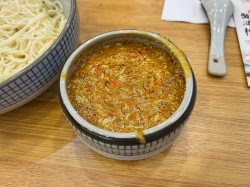 Xie Man Lou Crab Roes Noodles (蟹滿樓 蟹黄面) Gulou East Street (鼓樓東大街) [Beijing, CHINA] Signature stirred noodles with crab roes and meat (純蟹黄金撈面)