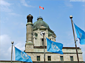 Louis S. St-Laurent Building en la Ciudad de Quebec