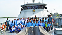 Lantamal I Gelar Open Ship di KRI Tuna-876 Tambah Wawasan Maritim Pelajar