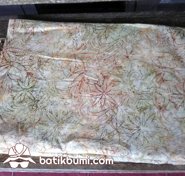 Kain BATIK  CAP  Smoke Kenanga Mocca jual batik  murah 