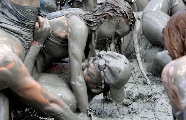 boryeong-mud-fest-2011-9