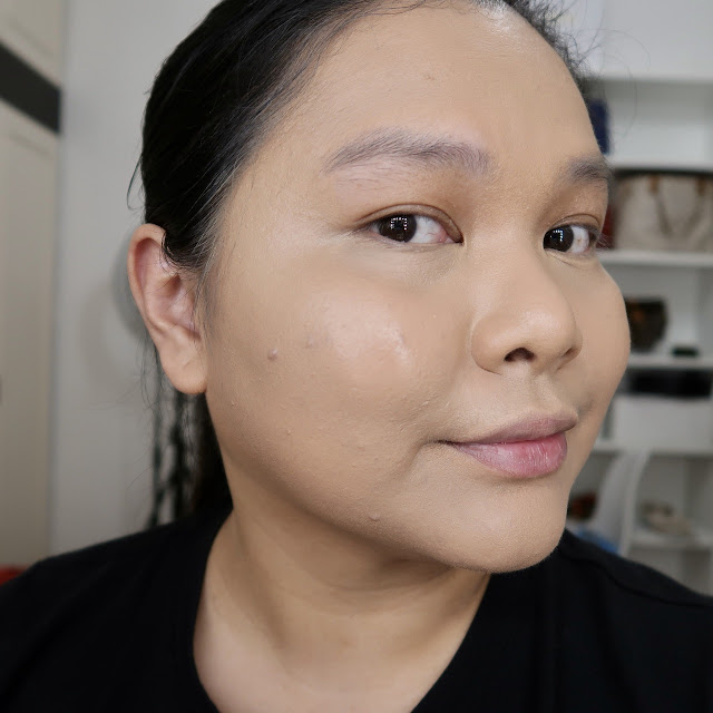 WORTH IT? Haus Labs by Lady Gaga Triclone Foundation 280 Light Medium Natural and Bio Blurring Loose Powder Translucent Review morena filipina beauty blog