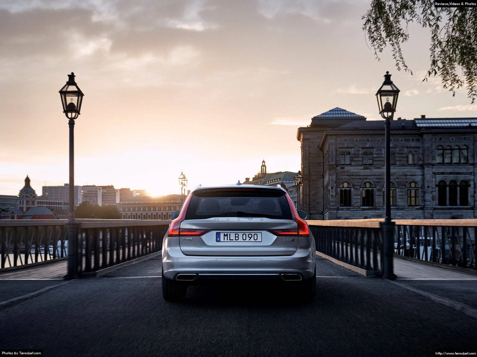 Hình ảnh xe ô tô Volvo V90 Estate 2017 & nội ngoại thất