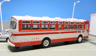 Tomica Limited Vintage LV-23b Hino RB 10 Bus