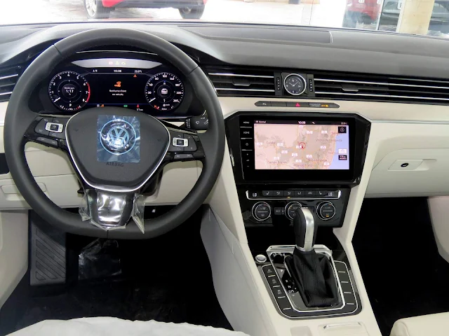 VW Passat 2018 - interior