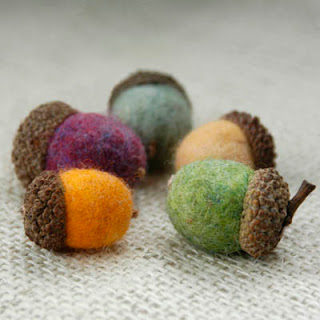 felted acorn