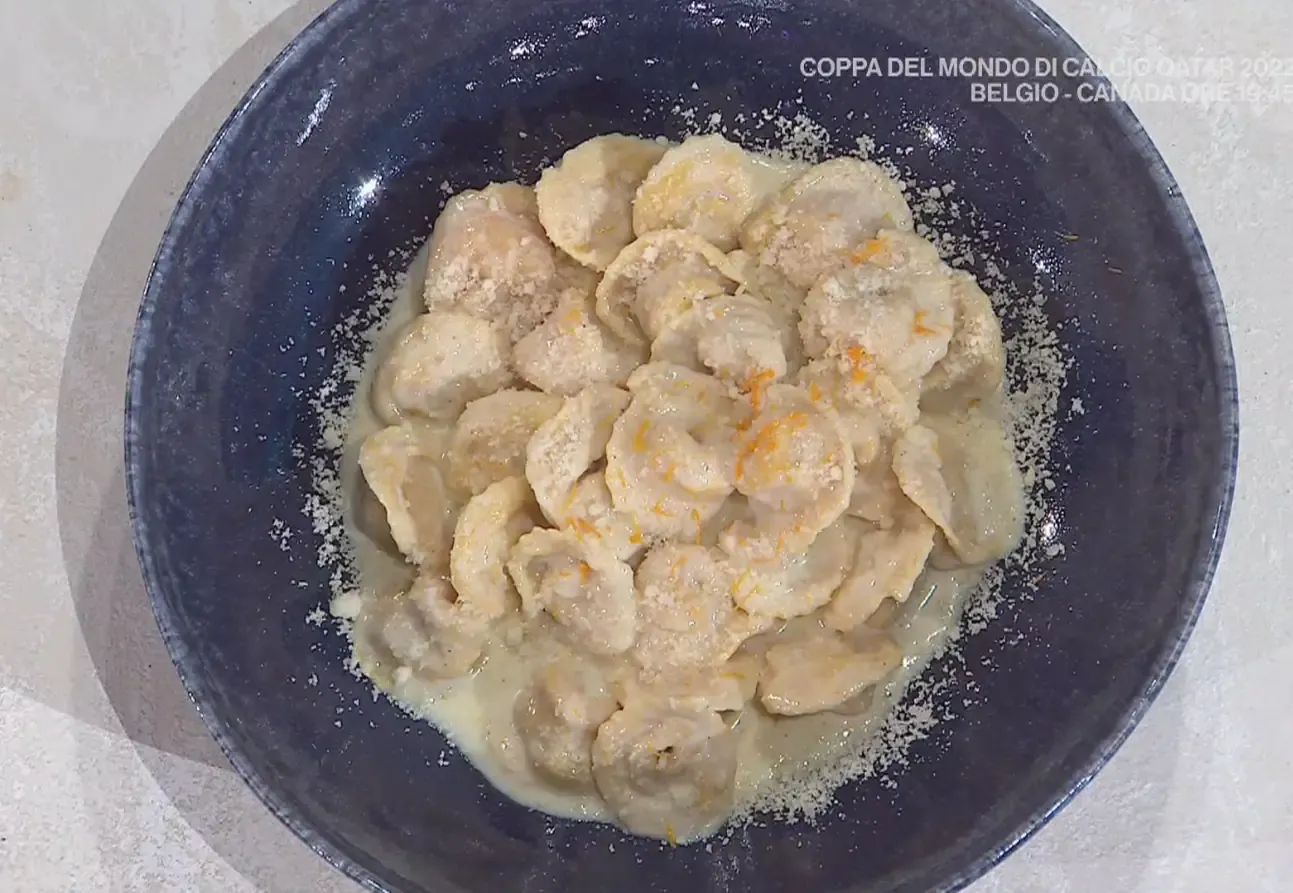 Tortelli di gallina agli agrumi di Ivano Ricchebono