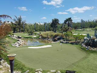 Bermuda Fun Golf. Photo by Adam Lueb, May 2018