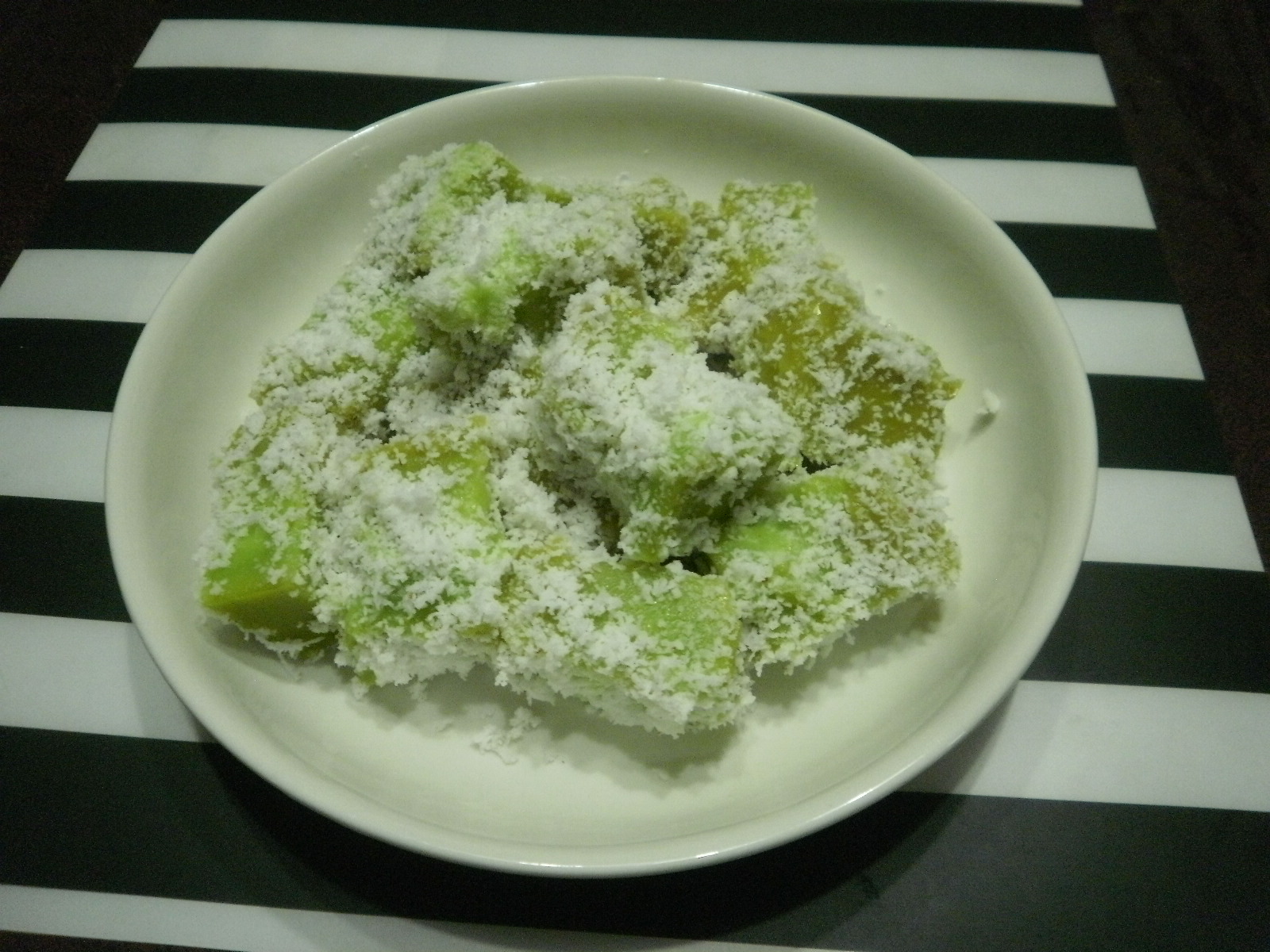 Zara ♥ Baking: KASWI PANDAN TANPA SANTAN