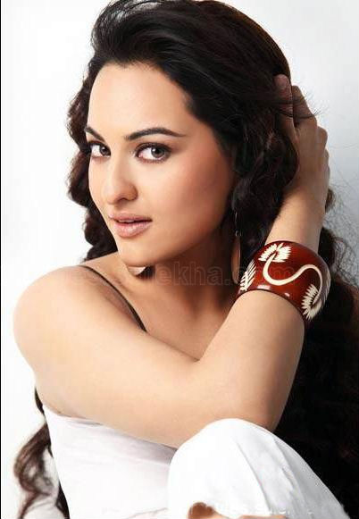 Sonakshi Sinha Hot