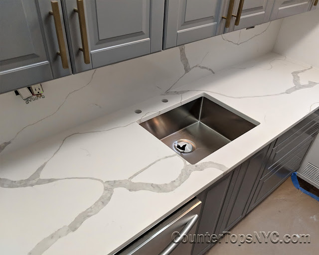 Quartz kitchen countertops