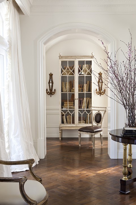 beautiful furniture - Romancing the Home: Ebanista- the Most Beautiful
Furniture is "Scandalously Perfect"
