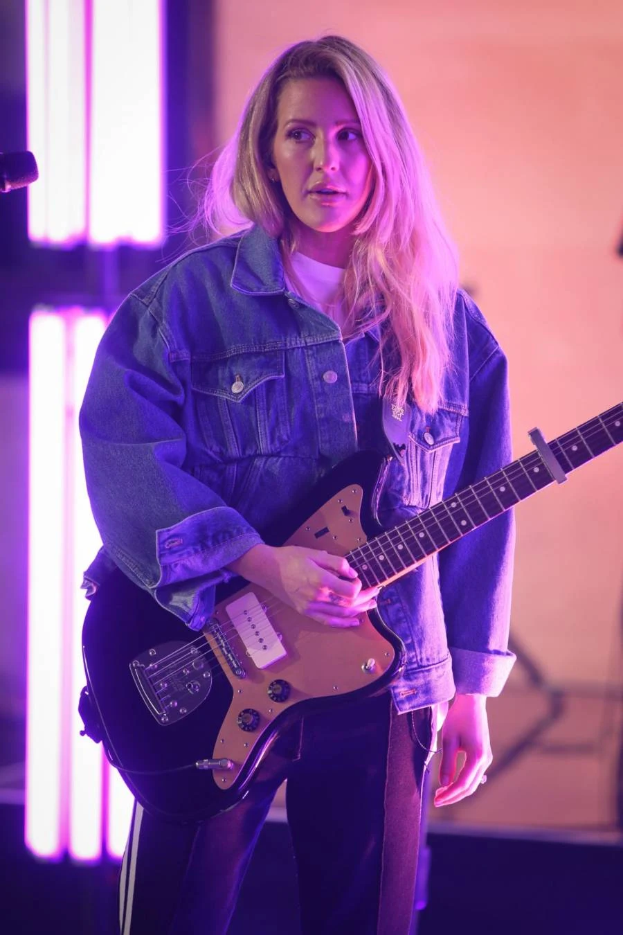 Ellie Goulding Performing Sound Checks at the BBC one Show