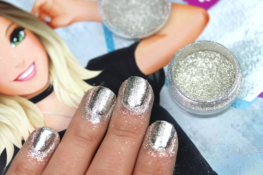 Metal Shock Nail Powder Pigmento de Uñas Essence