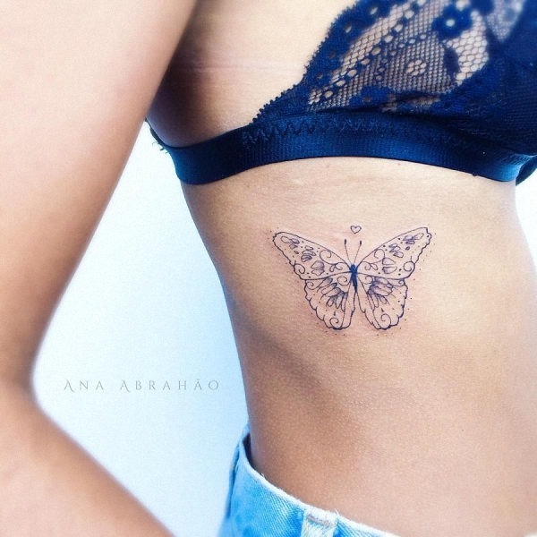 esta_delicada_tatuagem_de_borboleta_12