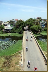 Hue (10)